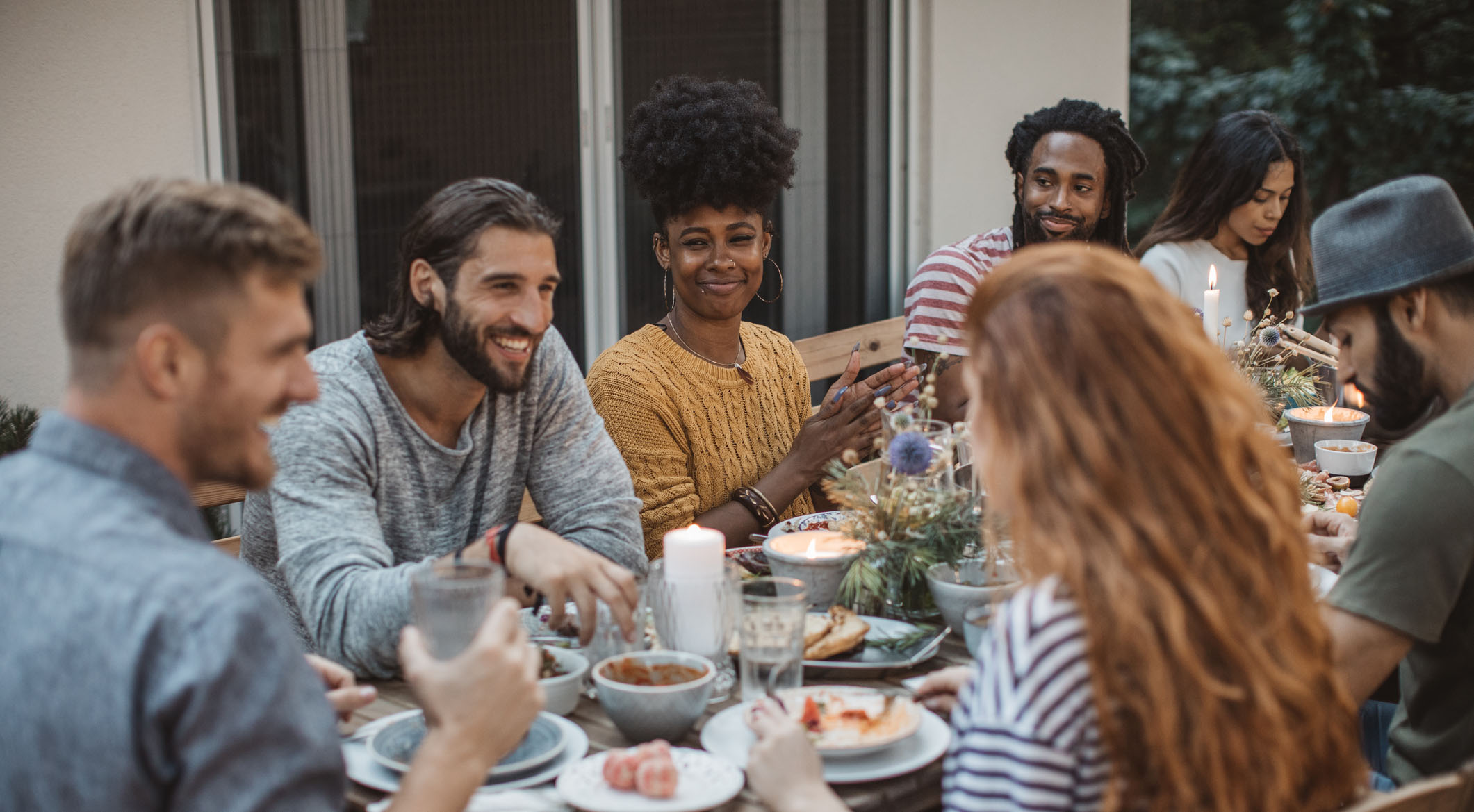 5 Simple Steps to Transform Your Dinner Party & Create Meaningful